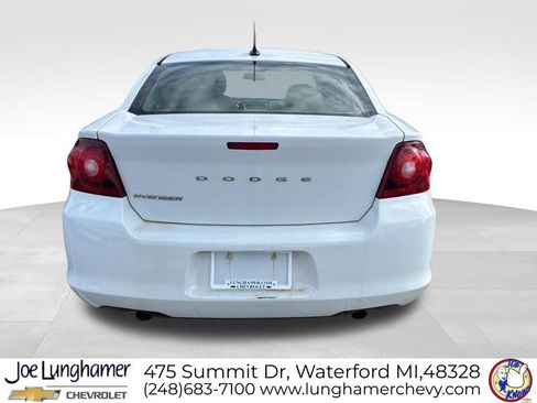 Used 2013 Dodge Avenger SE image 4