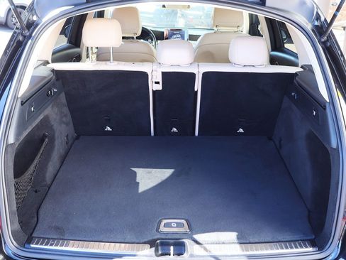 Used 2016 Mercedes-Benz GLC 300 w/ Premium Package image 24