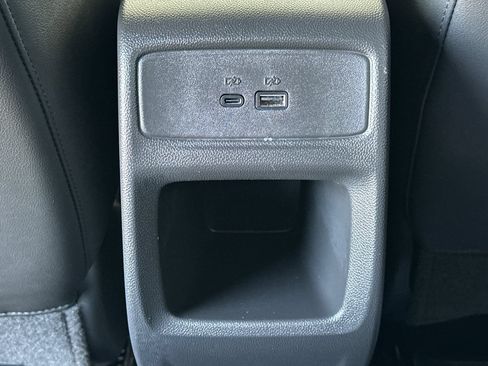 Used 2026 Chevrolet Trax LT w/ LT Convenience Package FWD image 15