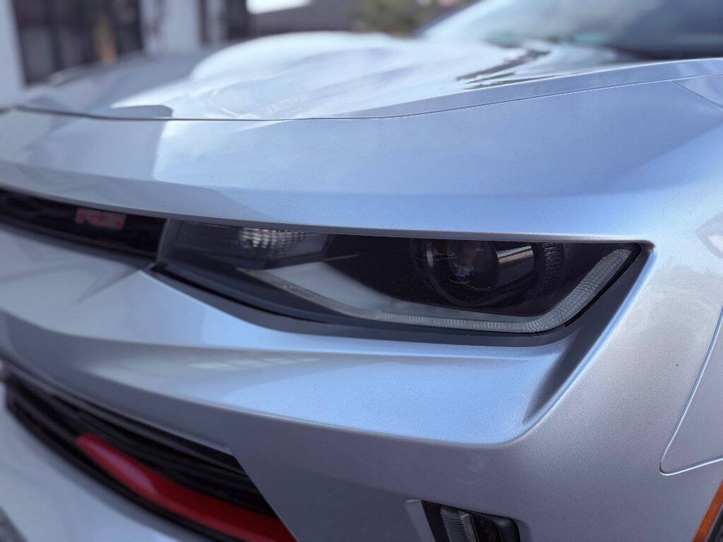 Used 2018 Chevrolet Camaro LT w/ Redline Edition RWD image 14