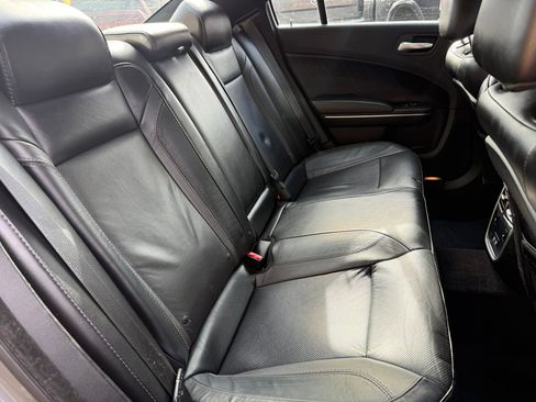 Used 2017 Dodge Charger SXT w/ AWD Premium Group image 20