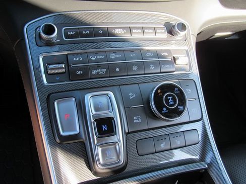 Used 2023 Hyundai Santa Fe SEL Premium image 20