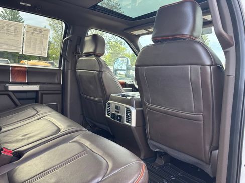 Used 2017 Ford F250 King Ranch w/ King Ranch Ultimate Package AWD/4WD image 18