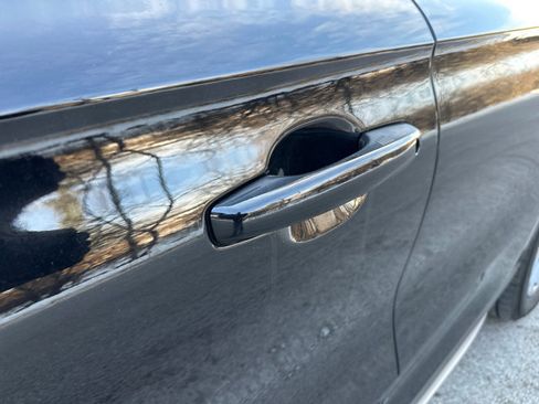 Used 2023 Lincoln Corsair AWD w/ Equipment Group 102A image 12