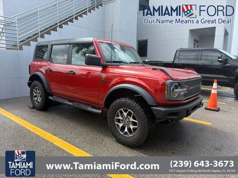 Used 2022 Ford Bronco Badlands AWD/4WD image 1