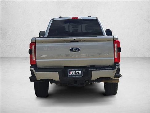 Used 2023 Ford F250 Lariat w/ Lariat Ultimate Package AWD/4WD image 6