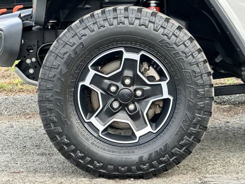 Used 2021 Jeep Gladiator Mojave image 23