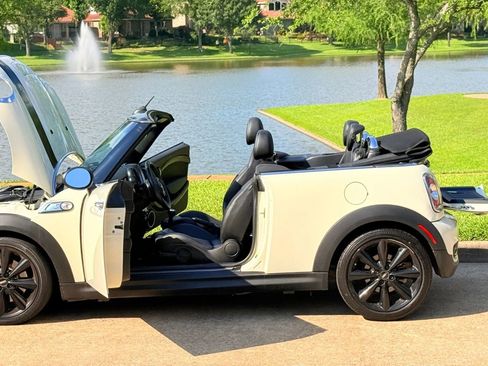 Used 2013 MINI Cooper S FWD image 12