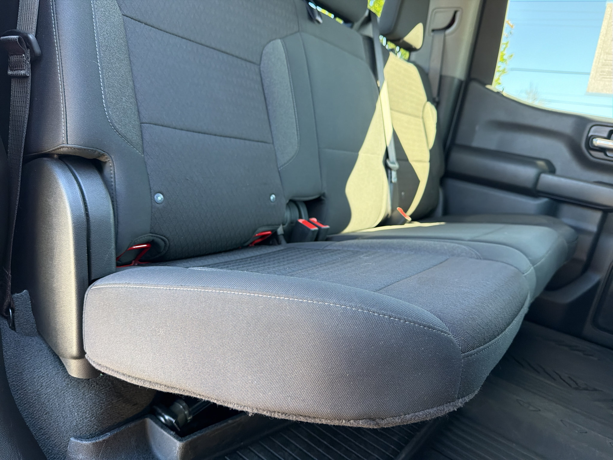 Used 2025 Chevrolet Silverado 1500 Custom Trail Boss w/ Dark Appearance Package AWD/4WD image 20
