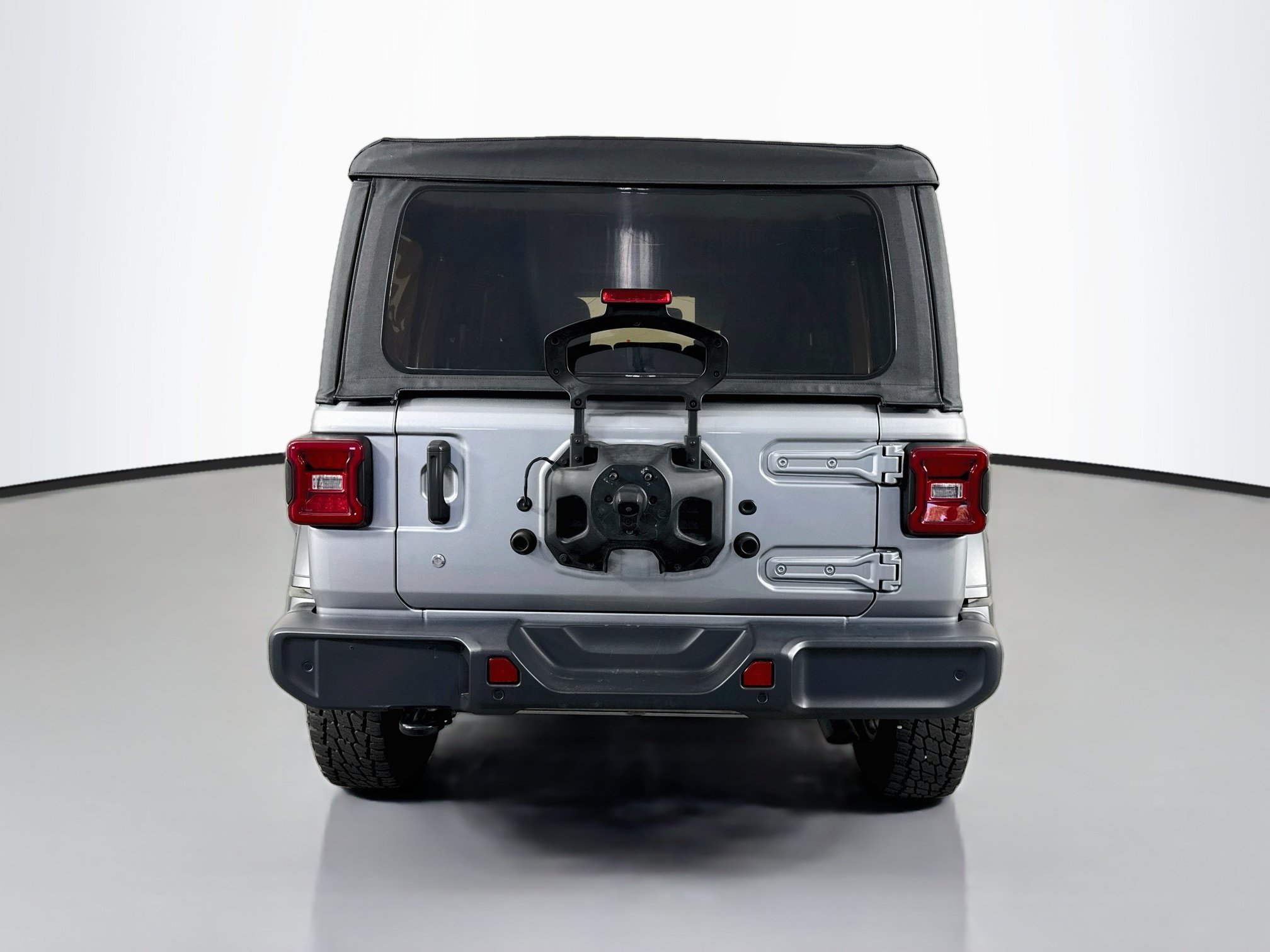 Used 2018 Jeep Wrangler Unlimited Sport S AWD/4WD image 6