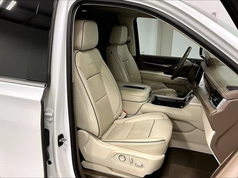 Used 2021 GMC Yukon Denali AWD/4WD image 9
