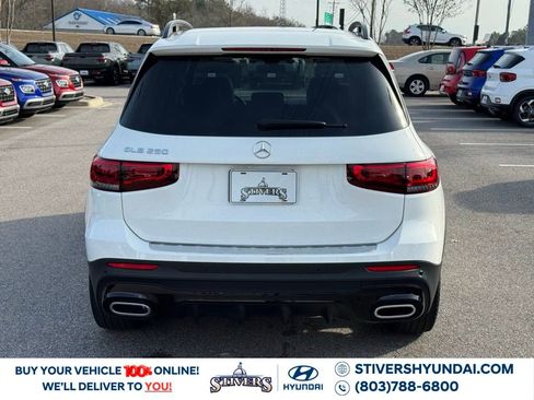 Used 2023 Mercedes-Benz GLB 250 image 12