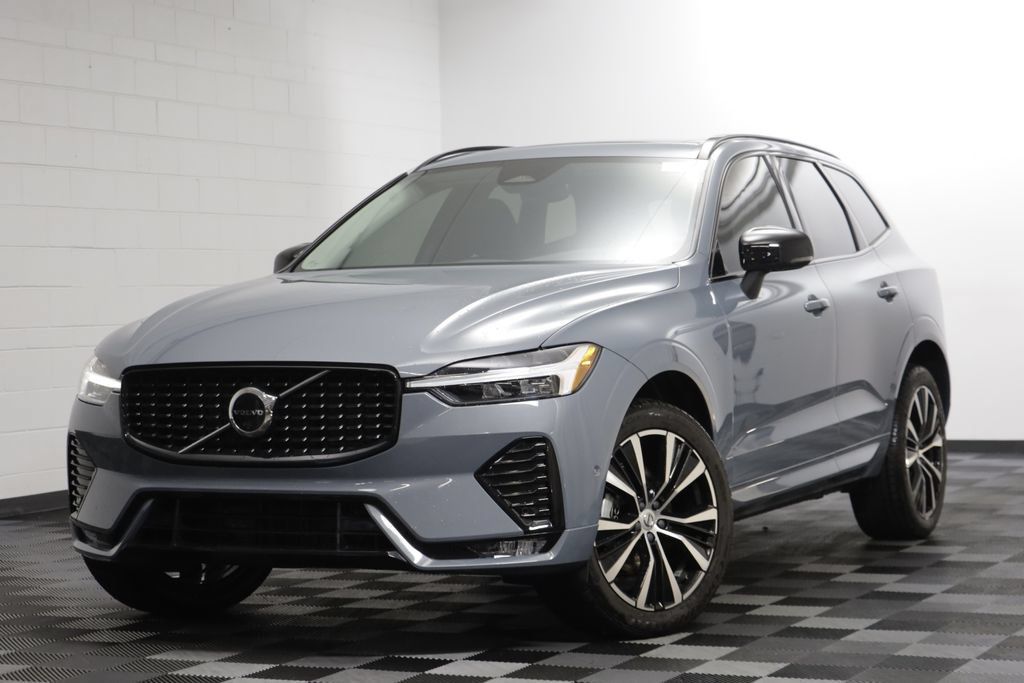 Used 2023 Volvo XC60 B5 Plus w/ Protection Package Premier AWD/4WD image 1