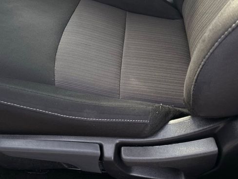 Used 2024 Nissan Sentra SV FWD image 23