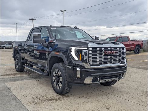 New 2026 GMC Sierra 2500 Denali w/ Technology Package AWD/4WD image 5