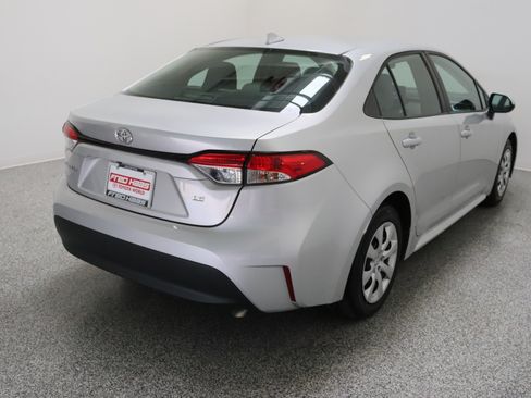 Used 2024 Toyota Corolla LE FWD image 7