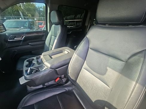 Used 2023 Chevrolet Silverado 1500 LT image 11