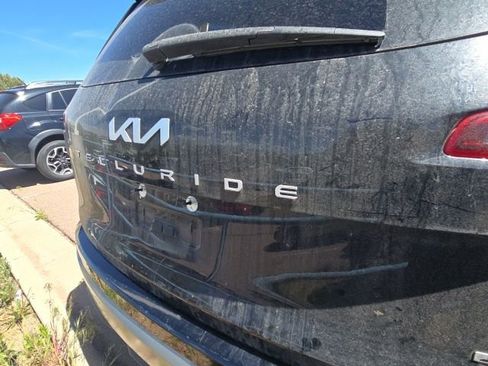 Used 2023 Kia Telluride LX image 9