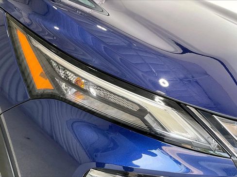 Used 2023 Nissan Rogue SV FWD image 28