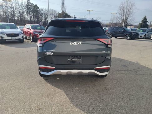 Certified 2025 Kia Sportage LX image 5
