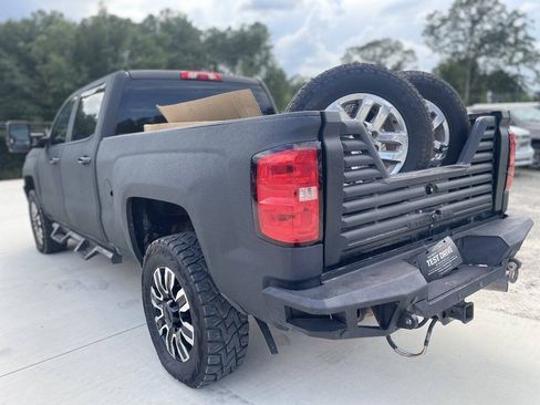 Used 2017 Chevrolet Silverado 2500 LT w/ LT Convenience Package AWD/4WD image 6