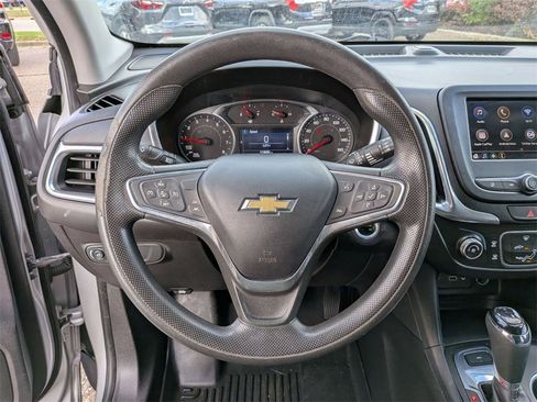 Used 2020 Chevrolet Equinox LT image 17
