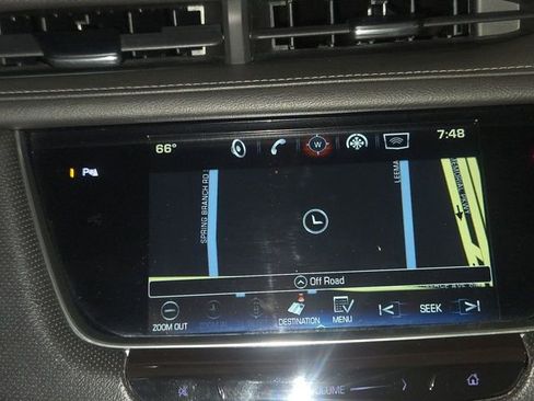 Used 2018 Cadillac XT5 Luxury w/ Driver Awareness Package image 18