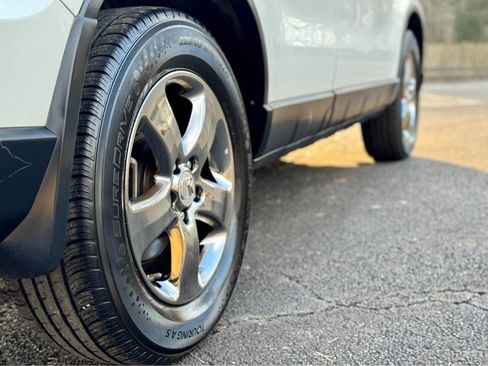 Used 2009 Honda CR-V LX image 3