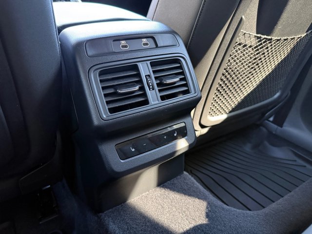Used 2025 Audi Q5 Prestige AWD/4WD image 18