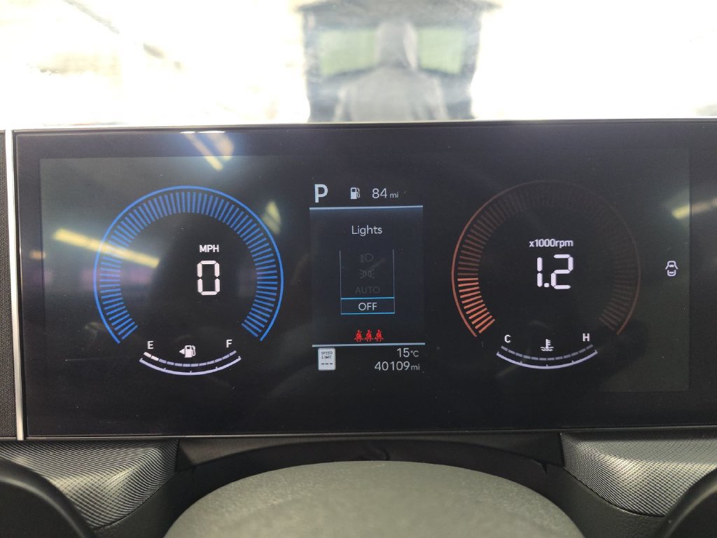 Used 2025 Hyundai Sonata SEL FWD image 4