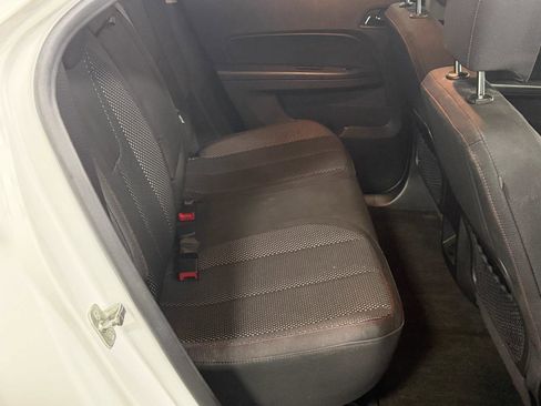 Used 2017 Chevrolet Equinox LT w/ Convenience Package image 17