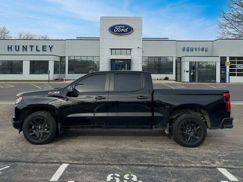 Used 2024 Chevrolet Silverado 1500 RST AWD/4WD image 7