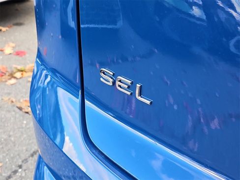 New 2026 Volkswagen Atlas Cross Sport SEL image 5