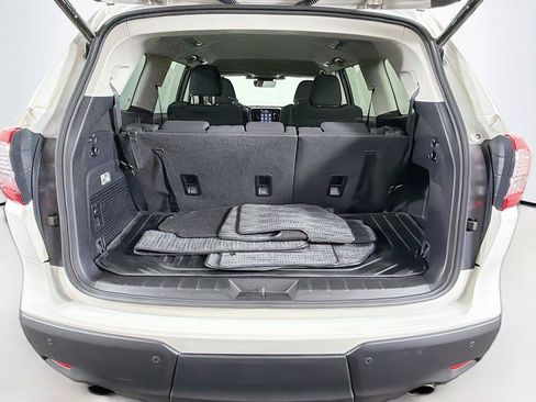 Used 2024 Subaru Ascent Premium w/ Convenience Package AWD/4WD image 14