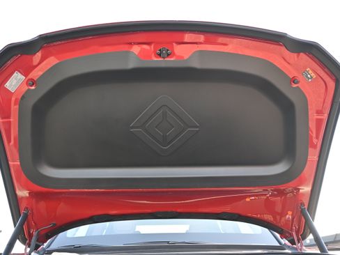 Used 2025 Rivian R1T Adventure image 40