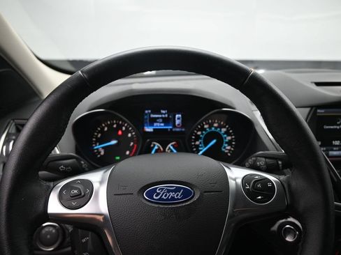 Used 2015 Ford Escape Titanium w/ Equipment Group 301A AWD/4WD image 19
