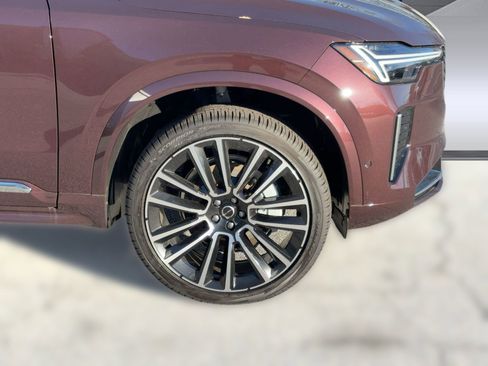 New 2026 Volvo XC90 B5 Plus w/ Protection Package image 12