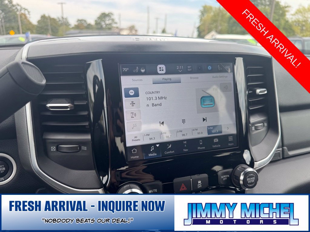 Used 2024 RAM 3500 Big Horn w/ Night Edition AWD/4WD image 10