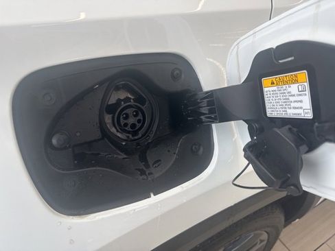 New 2026 Lexus NX 450h+ 450h+ Luxury w/ Accessory Package (2T) image 40