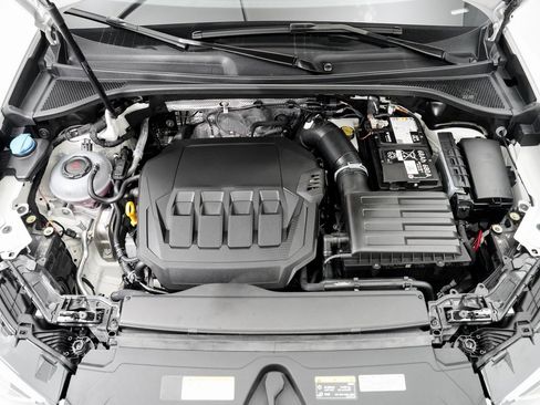 Certified 2025 Audi Q3 2.0T Premium Plus w/ Premium Plus Package image 25