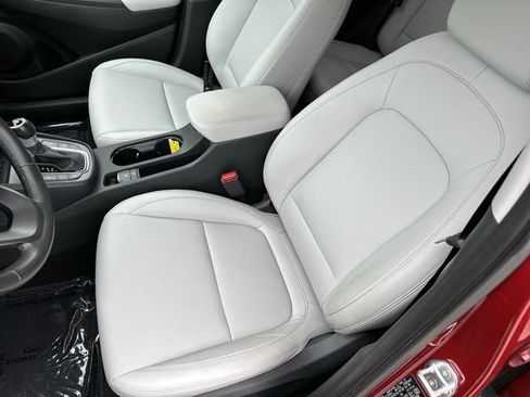 Used 2023 Hyundai Kona Limited AWD/4WD image 15