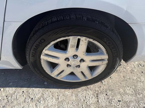 Used 2013 Chevrolet Impala LT w/ LT Sunroof Package image 10