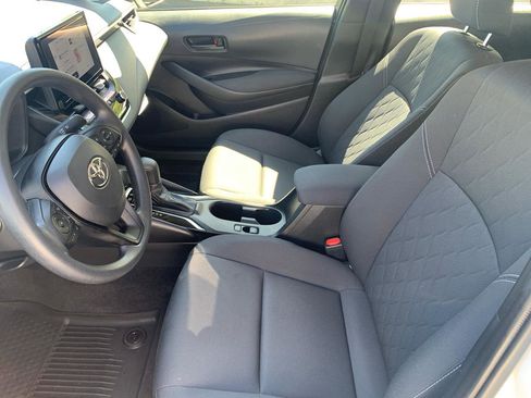 Used 2026 Toyota Corolla LE image 9