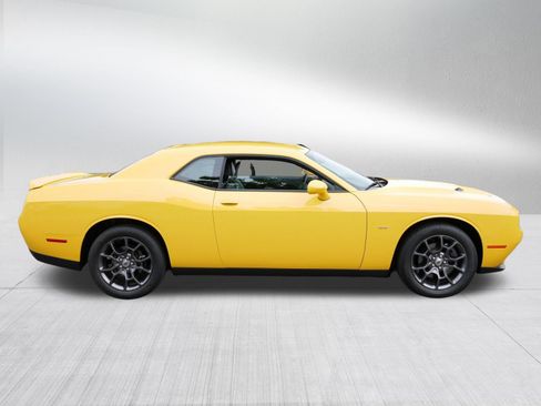Used 2018 Dodge Challenger GT w/ Driver Convenience Group AWD/4WD image 8