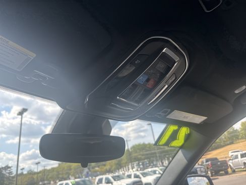 Used 2021 Jeep Grand Cherokee L Laredo image 29