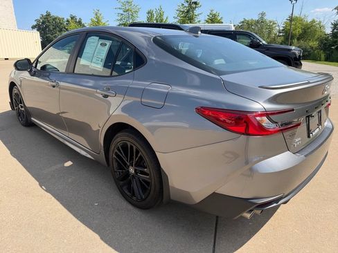 Certified 2025 Toyota Camry SE AWD/4WD image 3