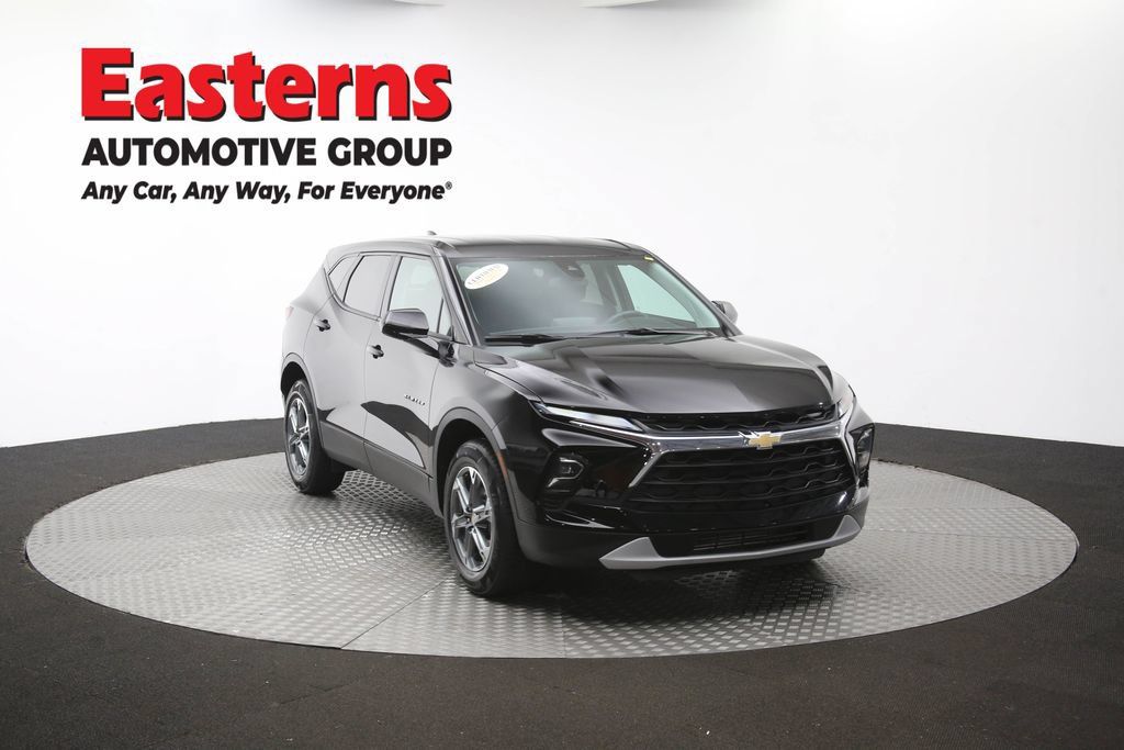 Used 2025 Chevrolet Blazer LT FWD image 52
