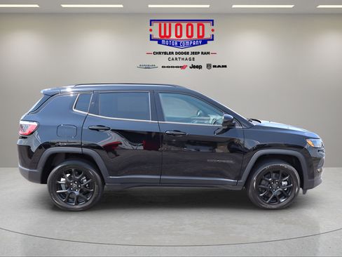 New 2026 Jeep Compass Latitude AWD/4WD image 2