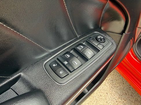 Used 2019 Dodge Charger SXT w/ Plus Group RWD image 20