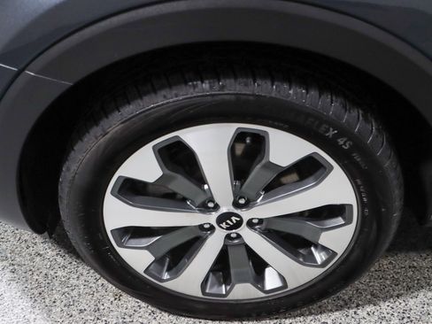 Used 2020 Kia Telluride S image 11